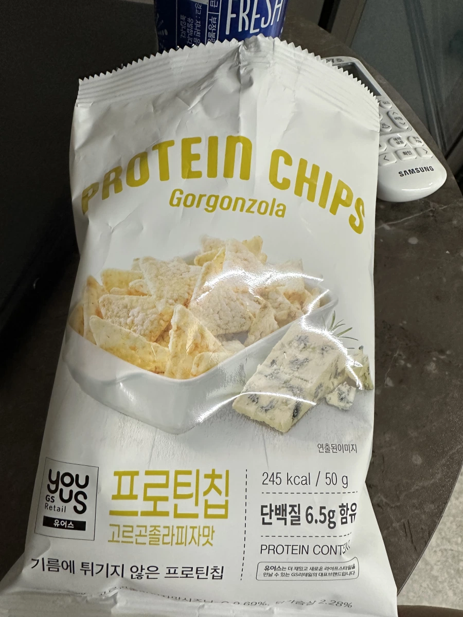 YOU US 蛋白脆片 (戈爾貢佐拉起司披薩味)