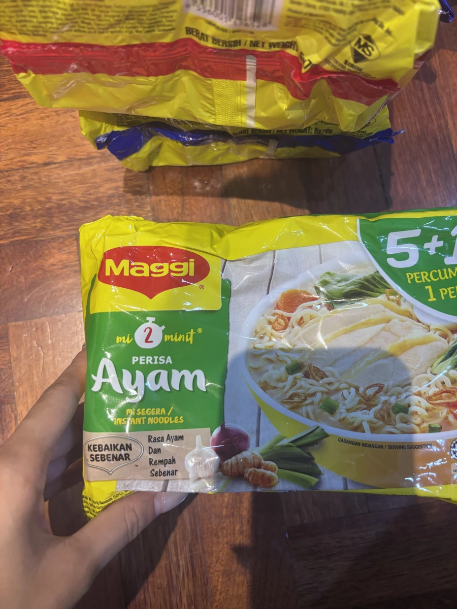 Maggi 雞肉口味泡麵 (Ayam)