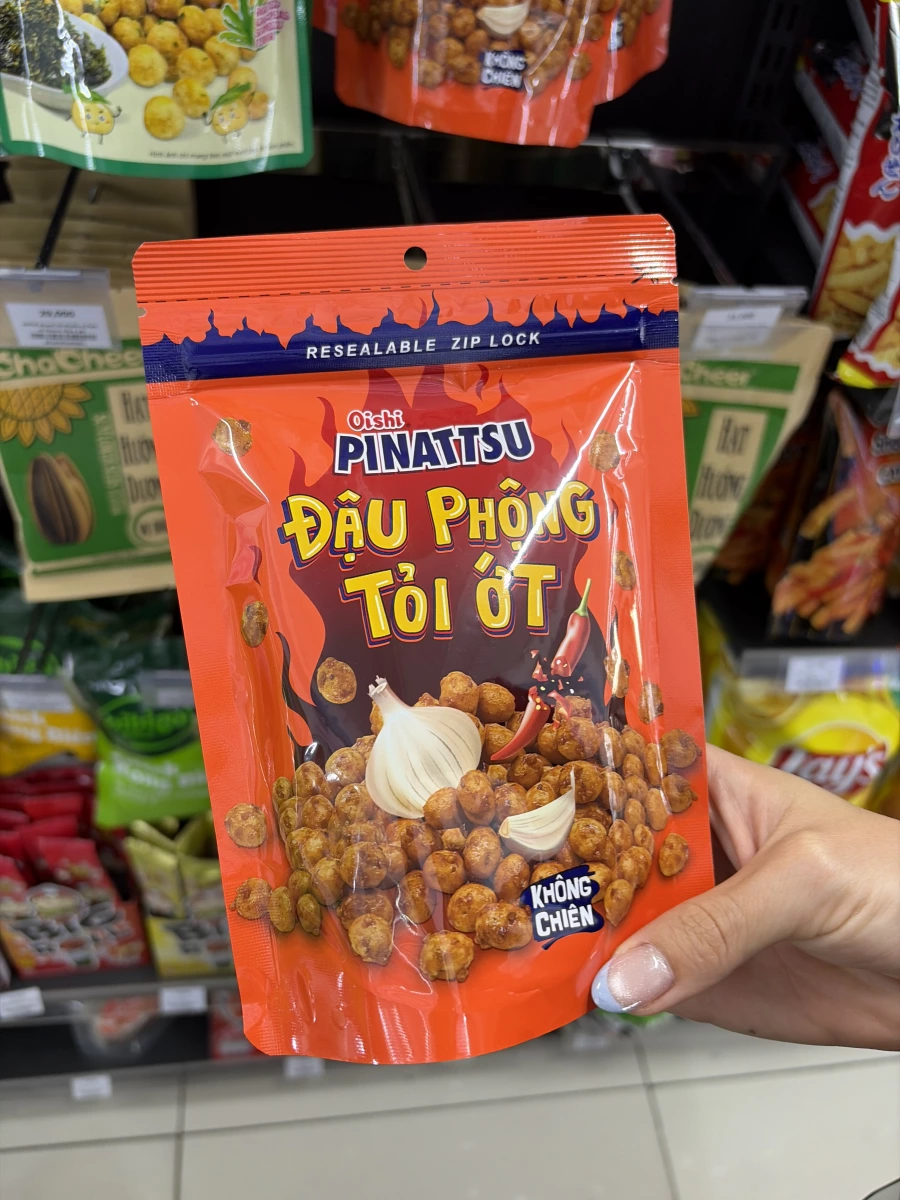 Oishi PINATTSU 蒜辣花生 (越南)