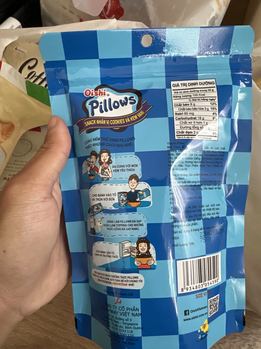 Oishi Pillows 香草奶油夾心餅乾