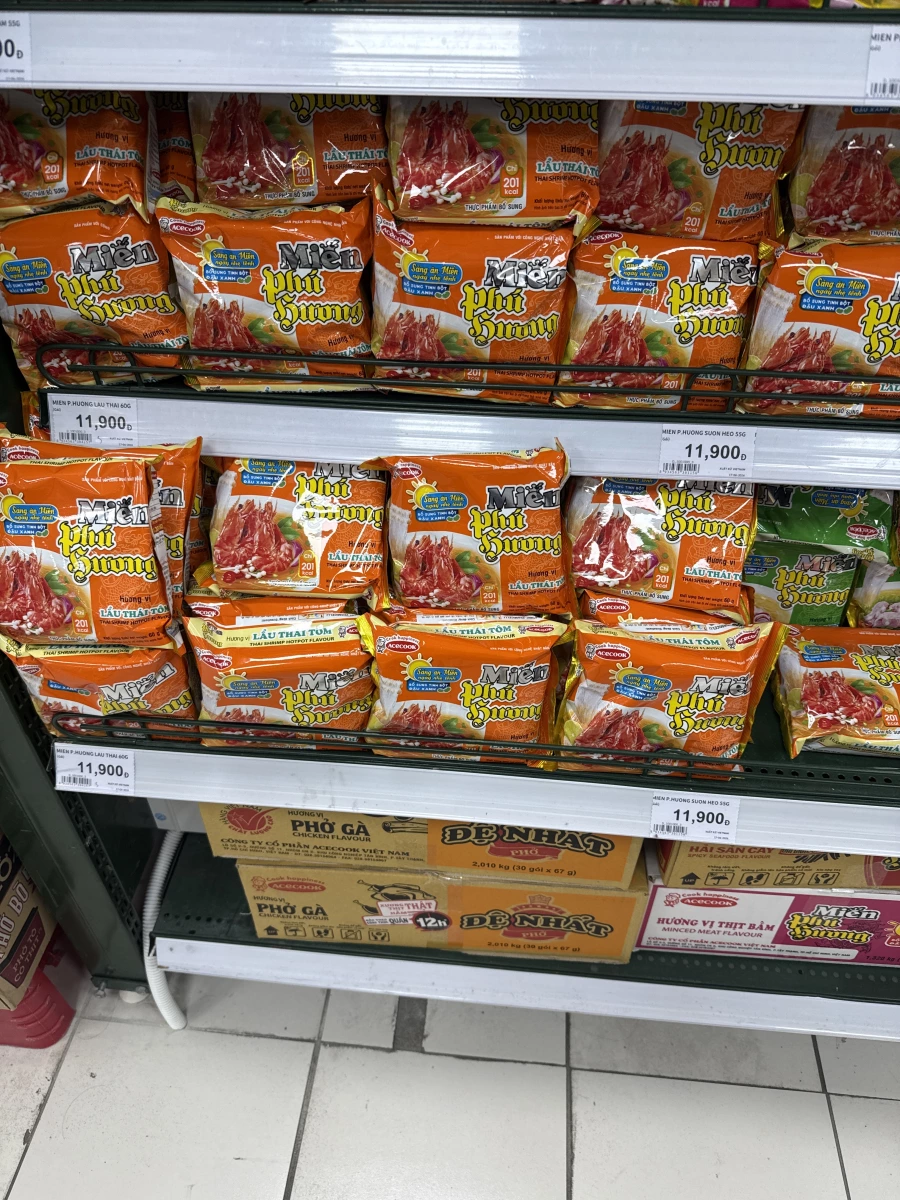 Acecook Miến Phú Hương 泰式酸辣蝦風味冬粉、Acecook Đệ Nhất 雞肉風味河粉等