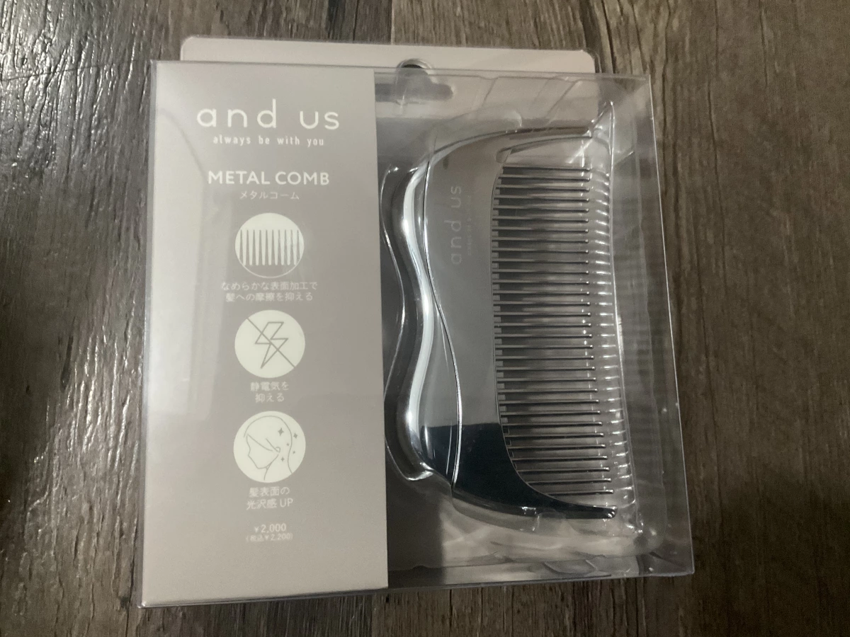and us 金屬梳 (METAL COMB)