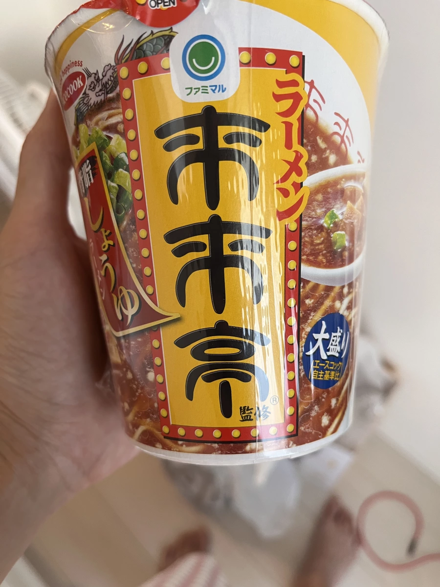日本來來亭監修背脂醬油泡麵