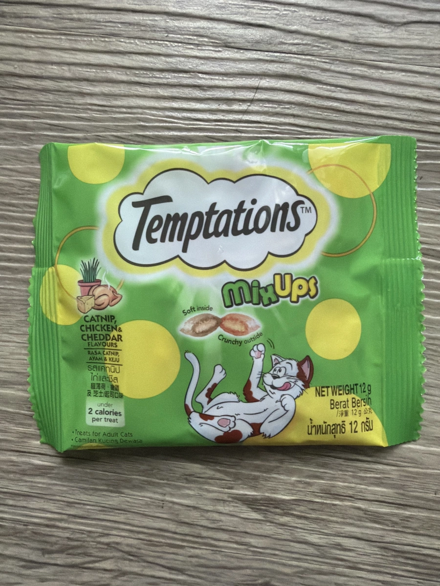 Temptations 貓餡餅 (貓薄荷、嫩雞及起司口味)
