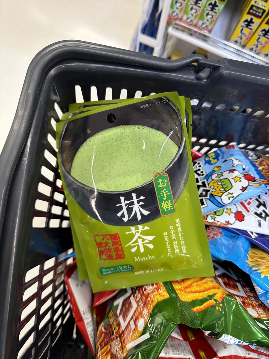 抹茶粉、日本品牌零食等