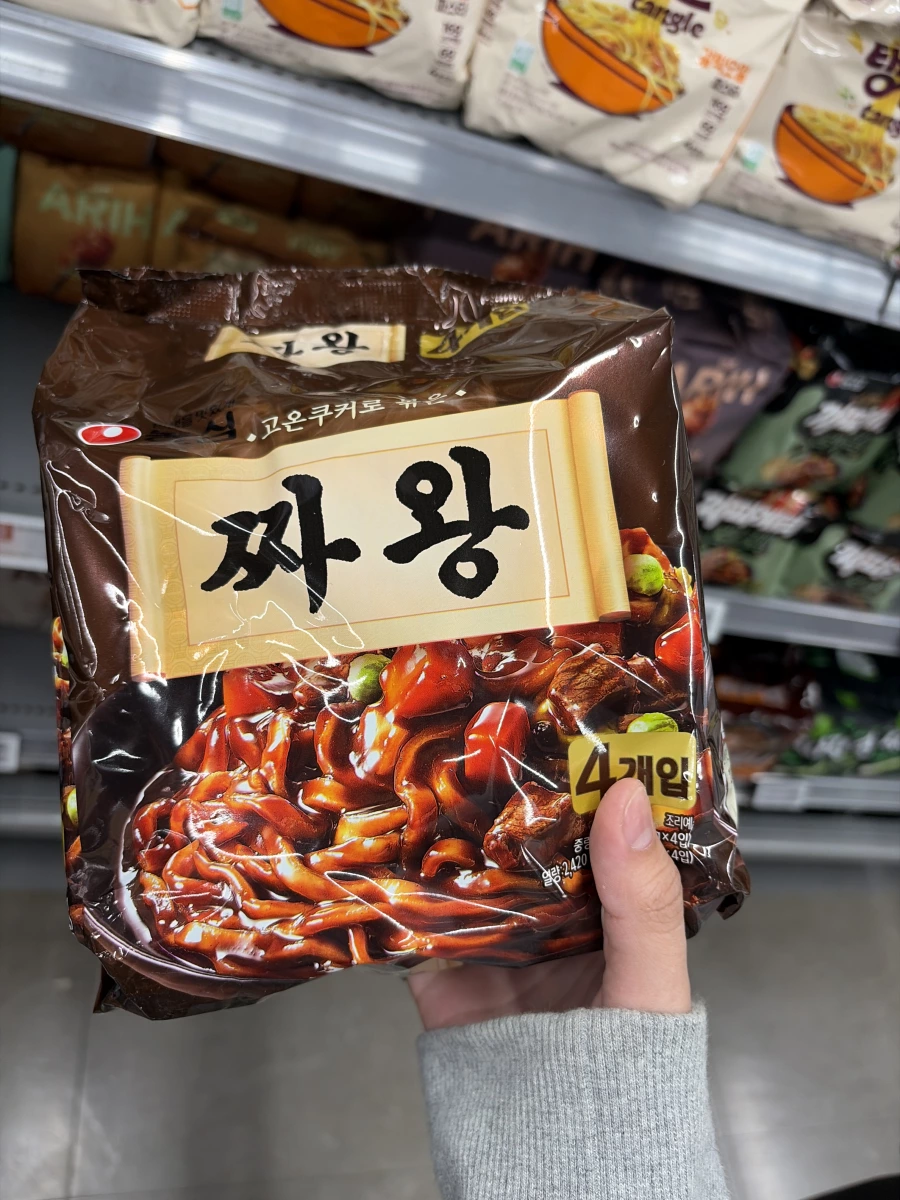 韓國農心炸醬王泡麵