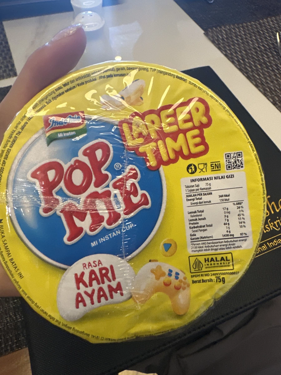 營多Pop Mie雞肉咖哩風味杯麵
