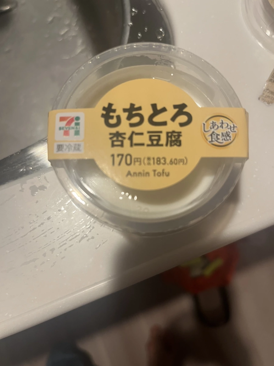 日本 7-Eleven 杏仁豆腐