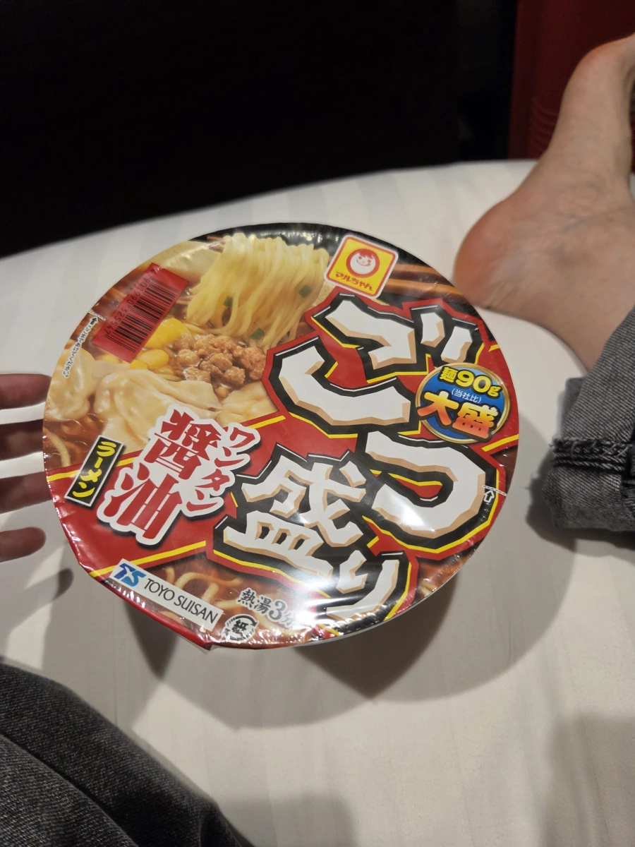 東洋水產 Maruchan Gotsu-mori 雲吞醬油味拉麵