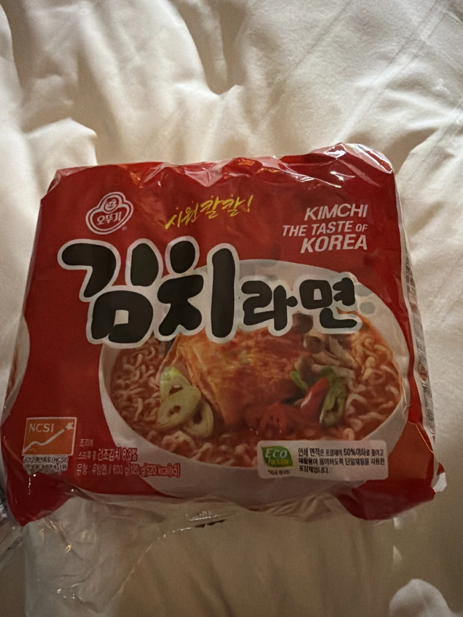 不倒翁泡菜拉麵