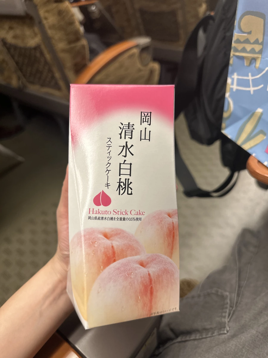 岡山清水白桃長條蛋糕