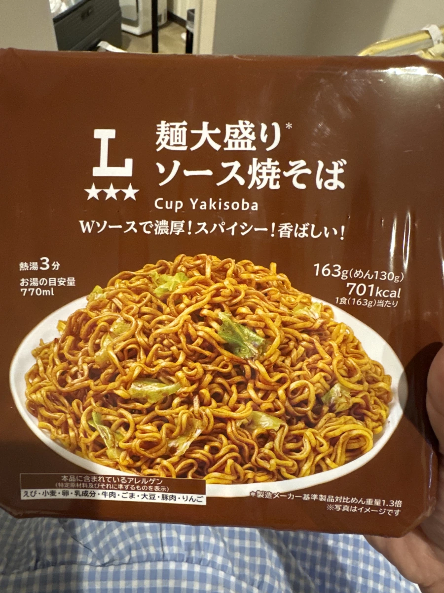 Lawson 麵大盛り醬汁炒麵泡麵