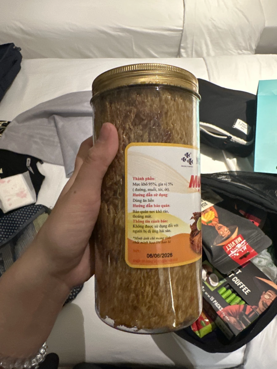 越南調味乾燥魷魚片 (Mực Cán Tẩm Gia Vị)