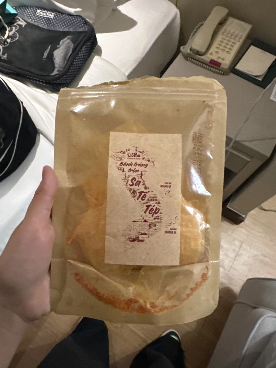 越南 Cô Ba 蝦味拌米紙 (Bánh Tráng Trộn Sa Tế Tép)