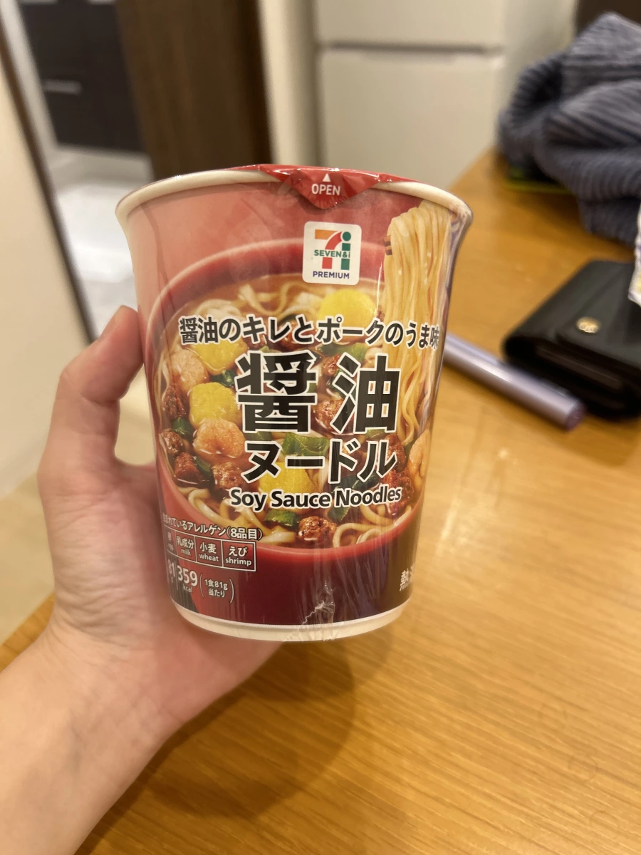 7-11 Premium 醬油風味杯麵