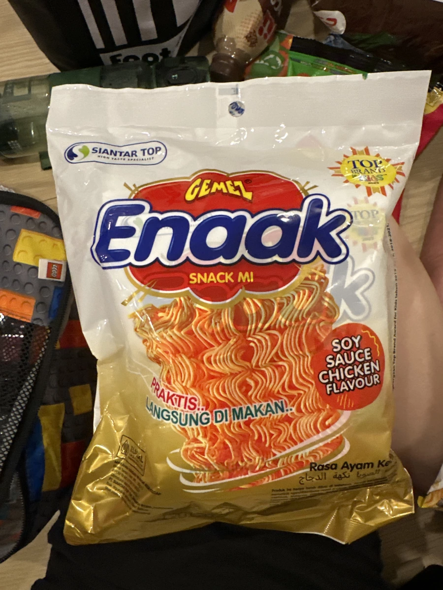 Enaak 點心麵 (醬油雞肉味)