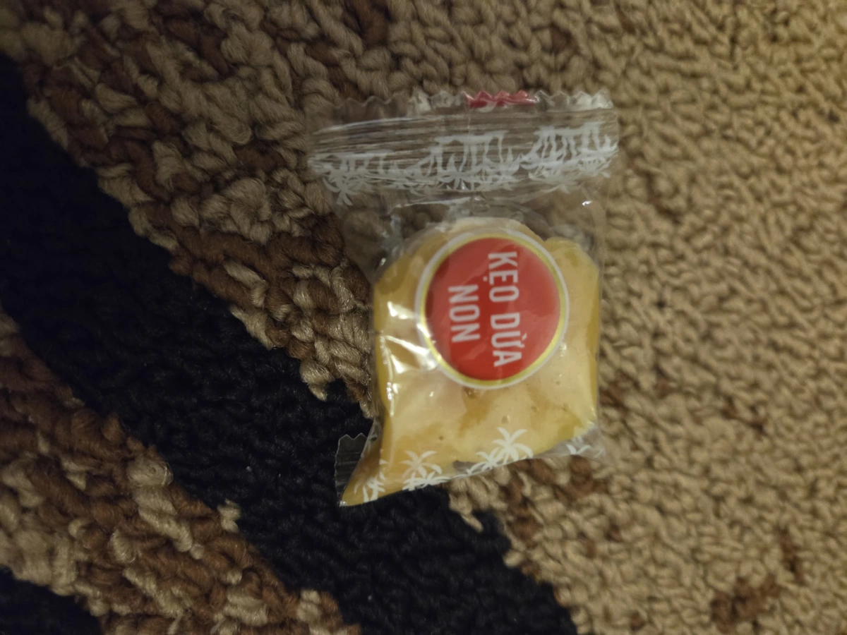 越南嫩椰子糖 (Kẹo Dừa Non)