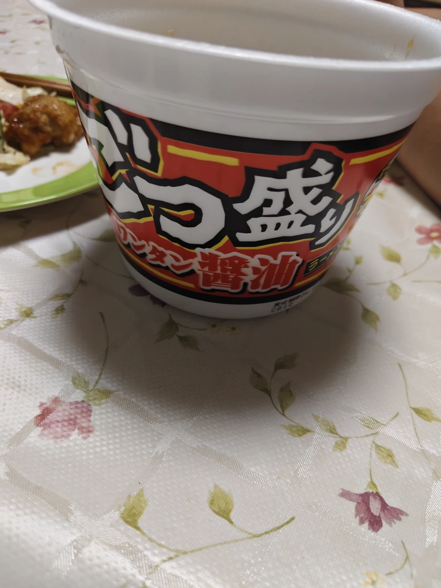 東洋水產 ごつ盛り 雲吞醬油拉麵