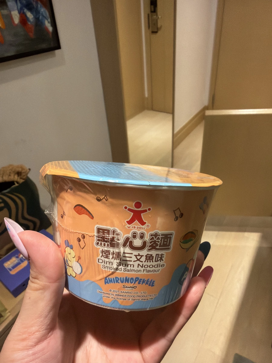 公仔點心麵煙燻三文魚味