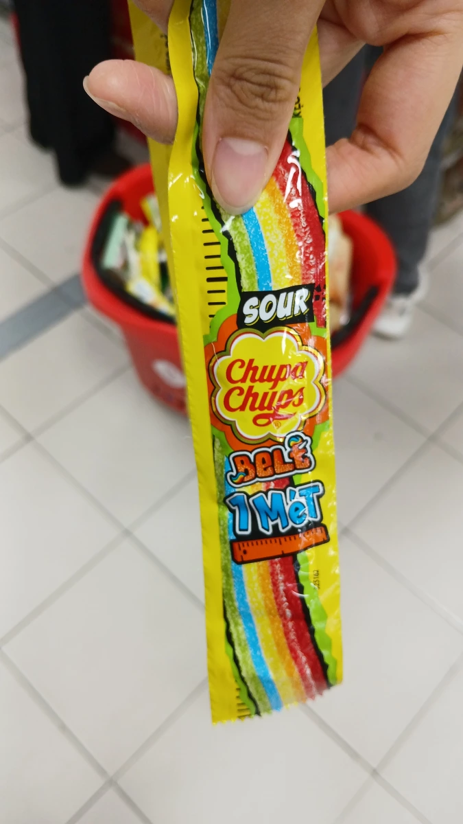Chupa Chups 加倍佳酸甜皮帶軟糖 (1公尺長)