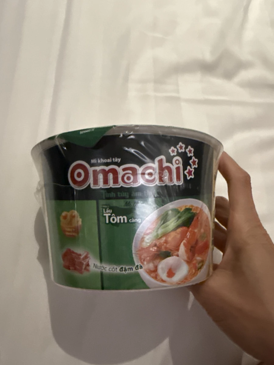 Omachi 蝦子火鍋風味杯麵