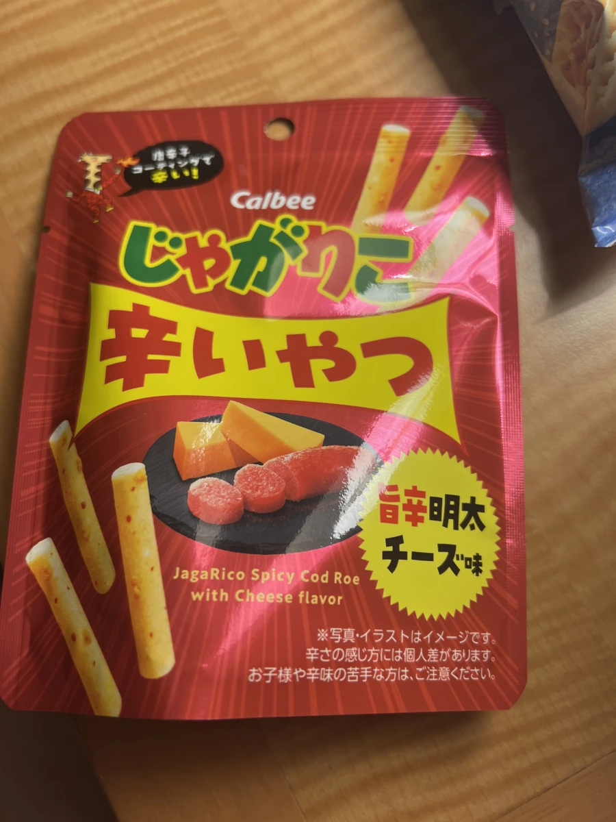 Calbee JagaRico 薯條棒（旨辛明太子起司味）