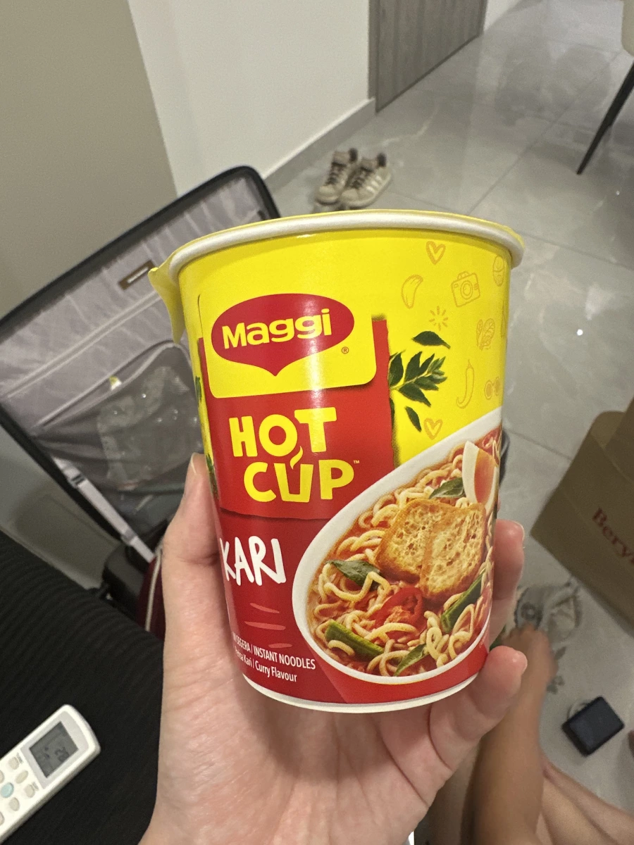 Maggi Hot Cup 咖哩口味泡麵