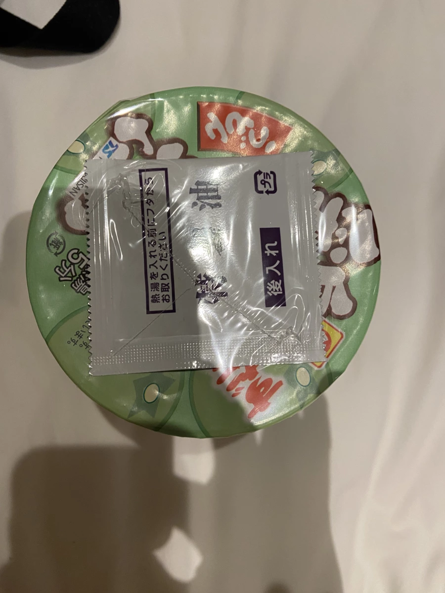 東洋水產（Maruchan）雞肉餛飩杯麵