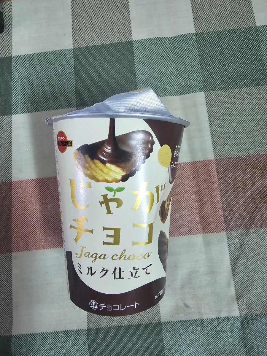 Bourbon じゃがチョコ (巧克力洋芋片)