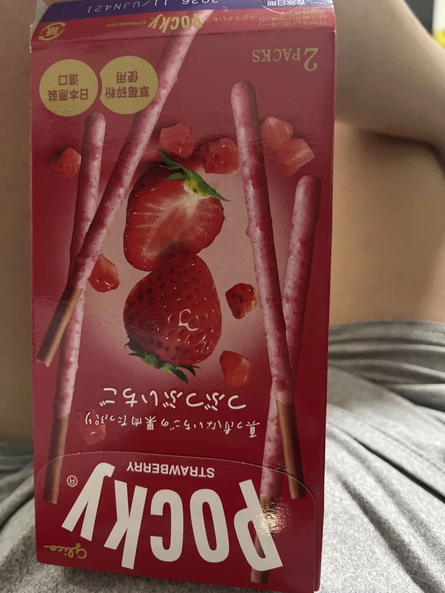 Glico Pocky 草莓餅乾棒