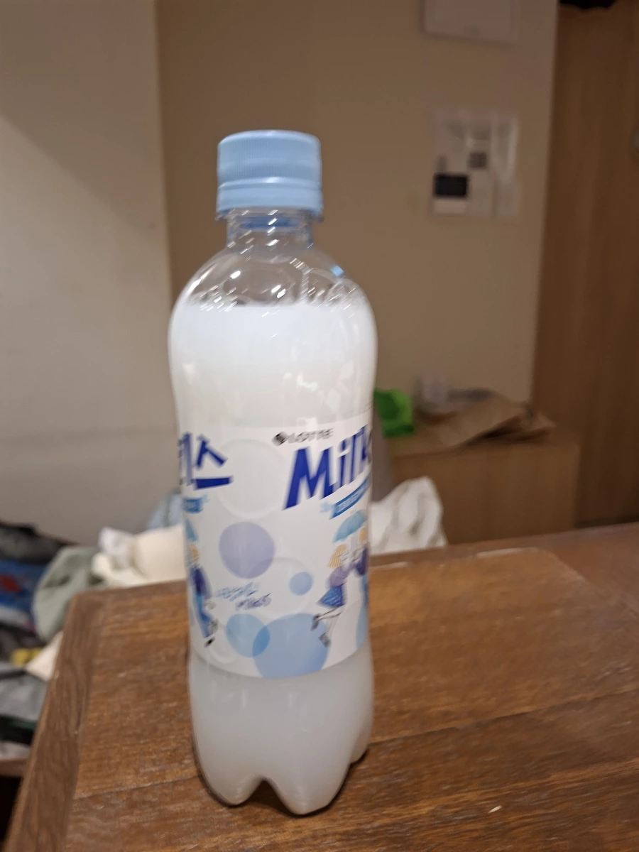 樂天 Milkis 牛奶風味碳酸飲