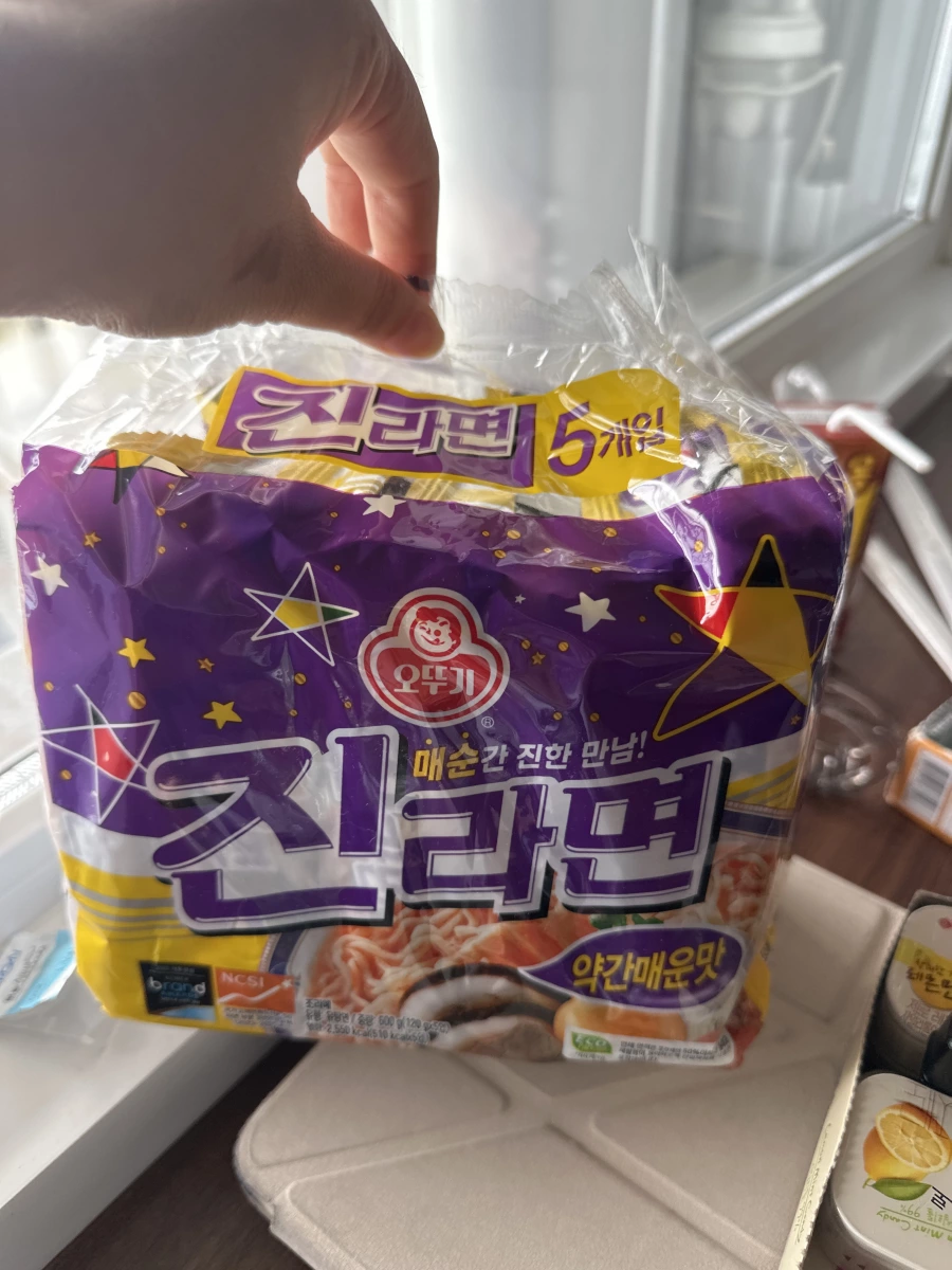 韓國不倒翁 (Ottogi) 金拉麵 (微辣口味)
