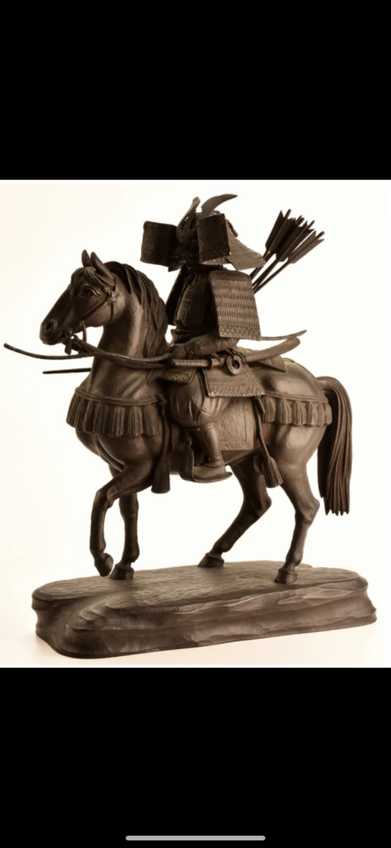 日本武士騎馬雕像