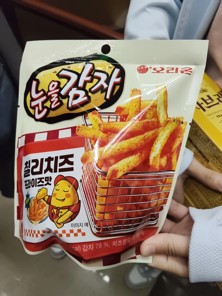 好麗友眼睛馬鈴薯條（辣起司味）