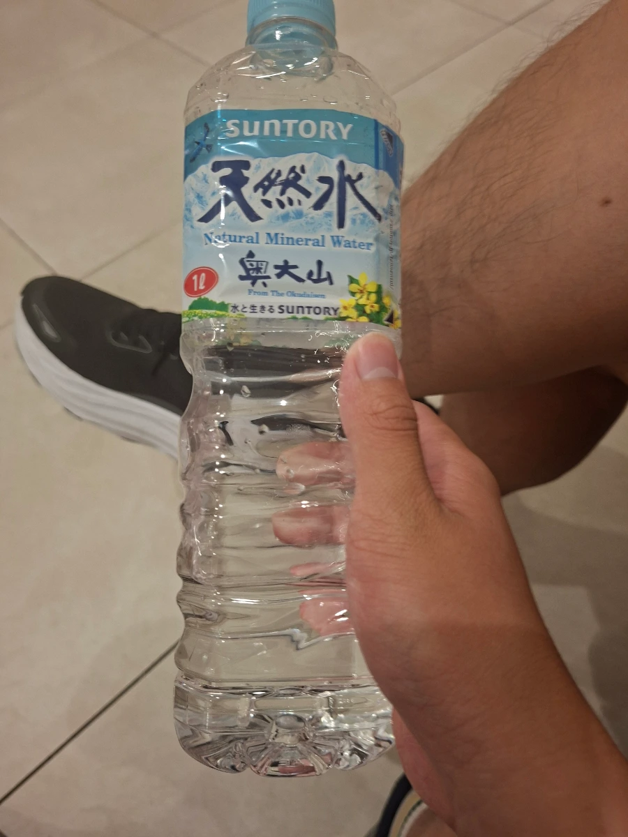Suntory 天然水（奧大山）