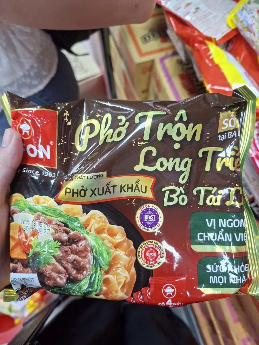 VIFON 皇家真肉燥麵（牛肉口味）