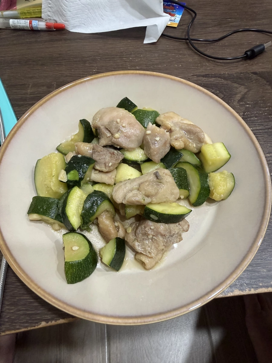 櫛瓜炒雞肉（熟食餐點）