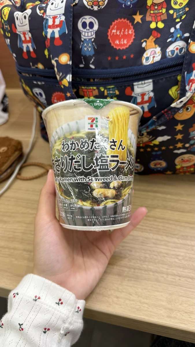 日本 7-11 海藻蛤蜊湯鹽味泡麵