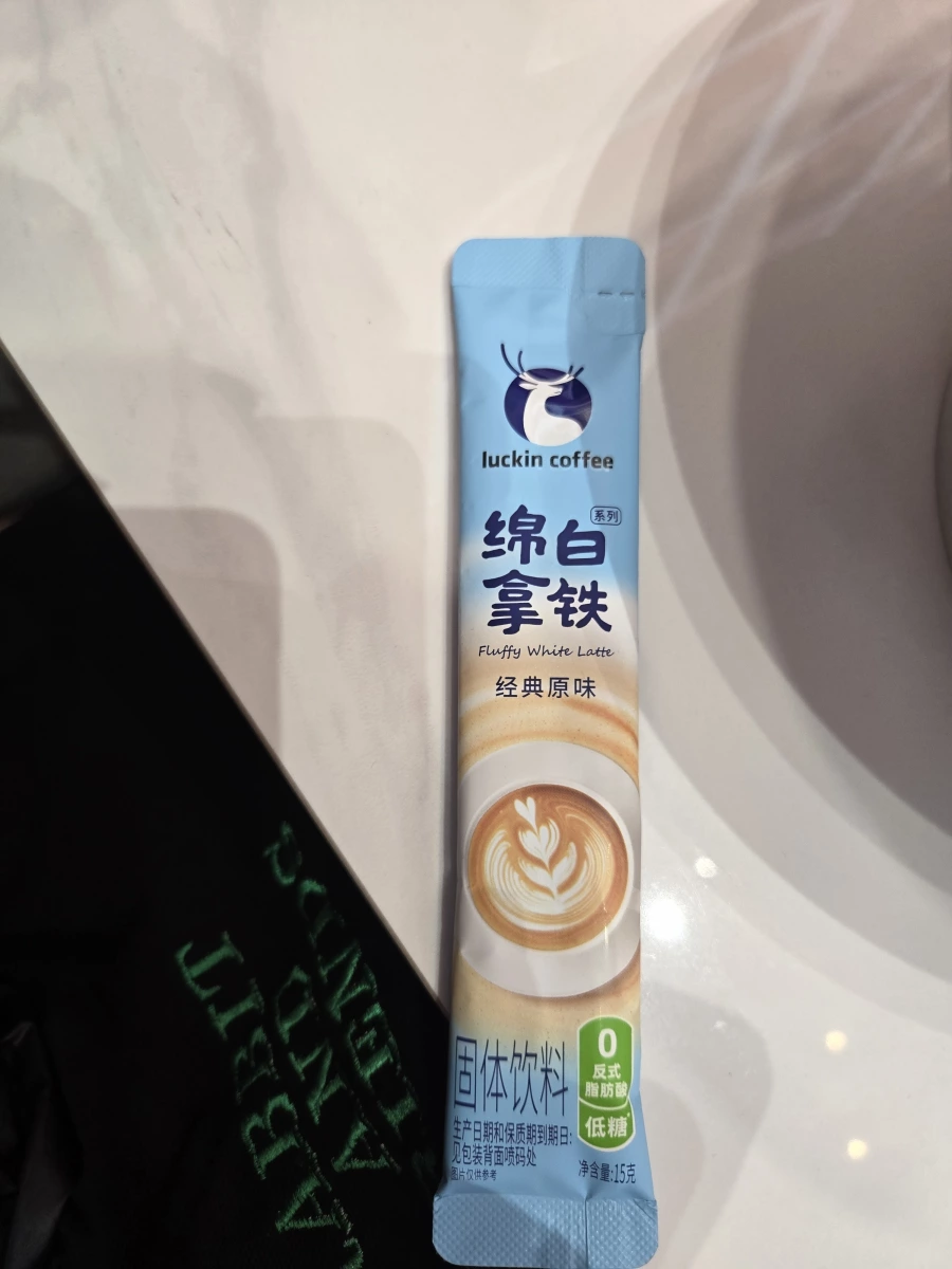 瑞幸咖啡綿白拿鐵即溶咖啡粉