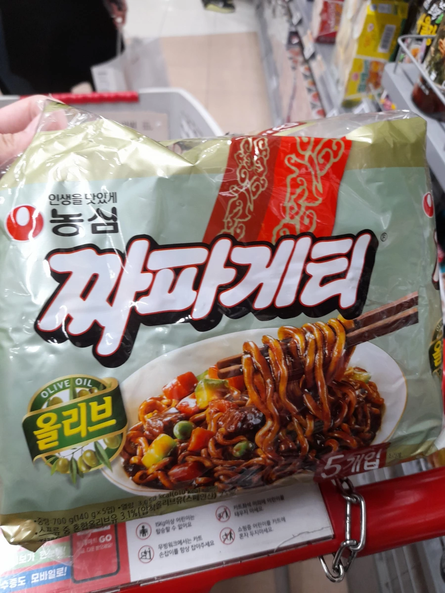 農心炸醬麵 (Chapagetti)