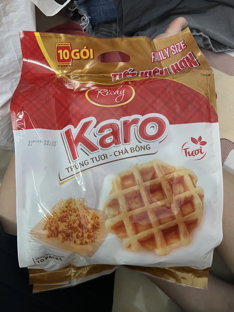 Richy Karo 雞肉鬆蛋黃派